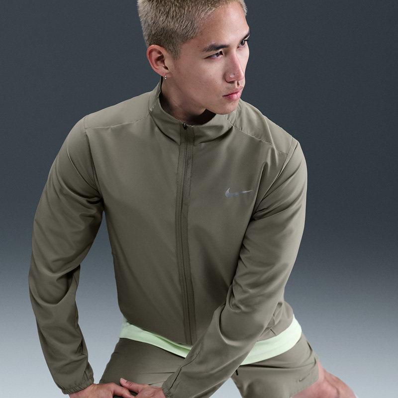 Nike Swoosh Wygodna Wszechstronna Prosta Modna Jednokolorowa Kurtka Kurtki męskie Jasno-Oliwkowo-Zielona FB7500-320