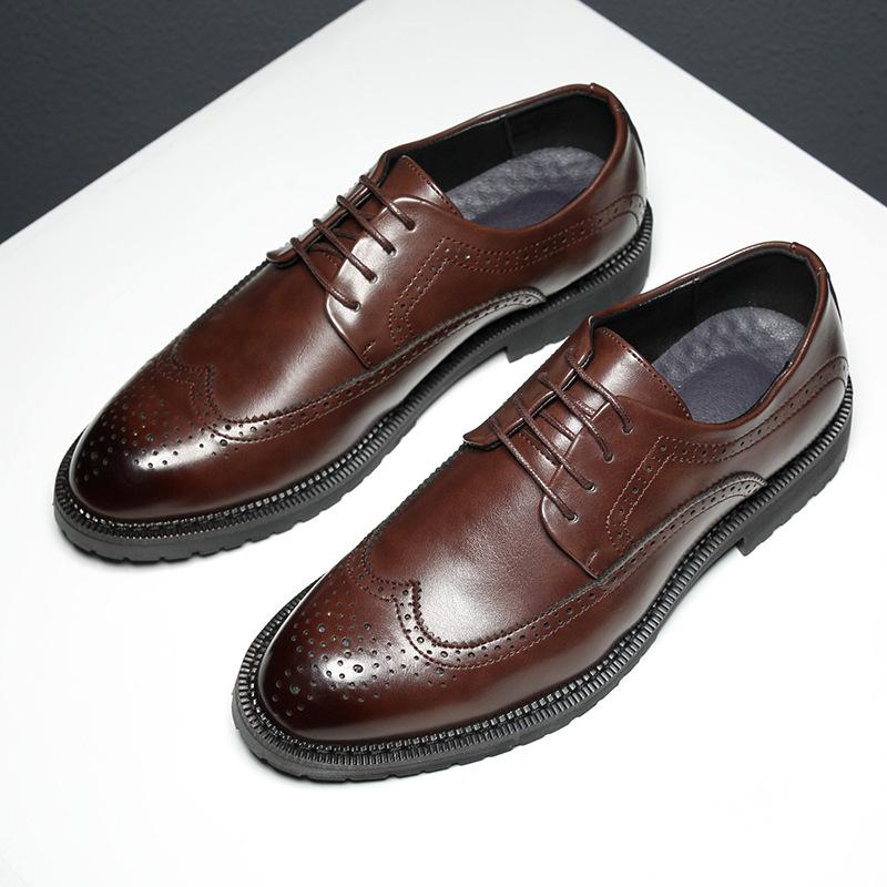 

Men s formal Brock engraved leather shoes 45 Korean version trendy pointed shoes 46 popular 830-B 44 коричневый
