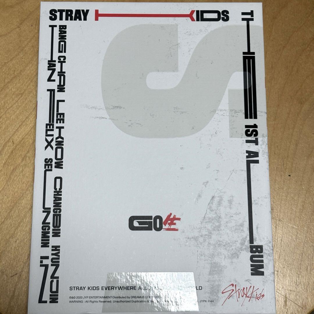 

[USED] GO Live Autographed Album Felix