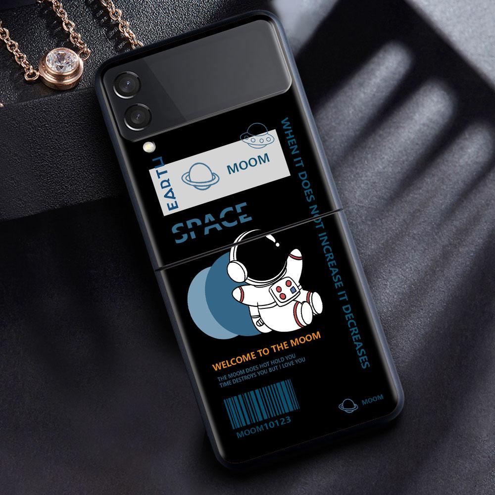 Case For Samsung Galaxy Z Flip 3 4 5G Black Hard PC Phone Housing Z Flip4 Luxury Segmented Cover Luxury Astronaut