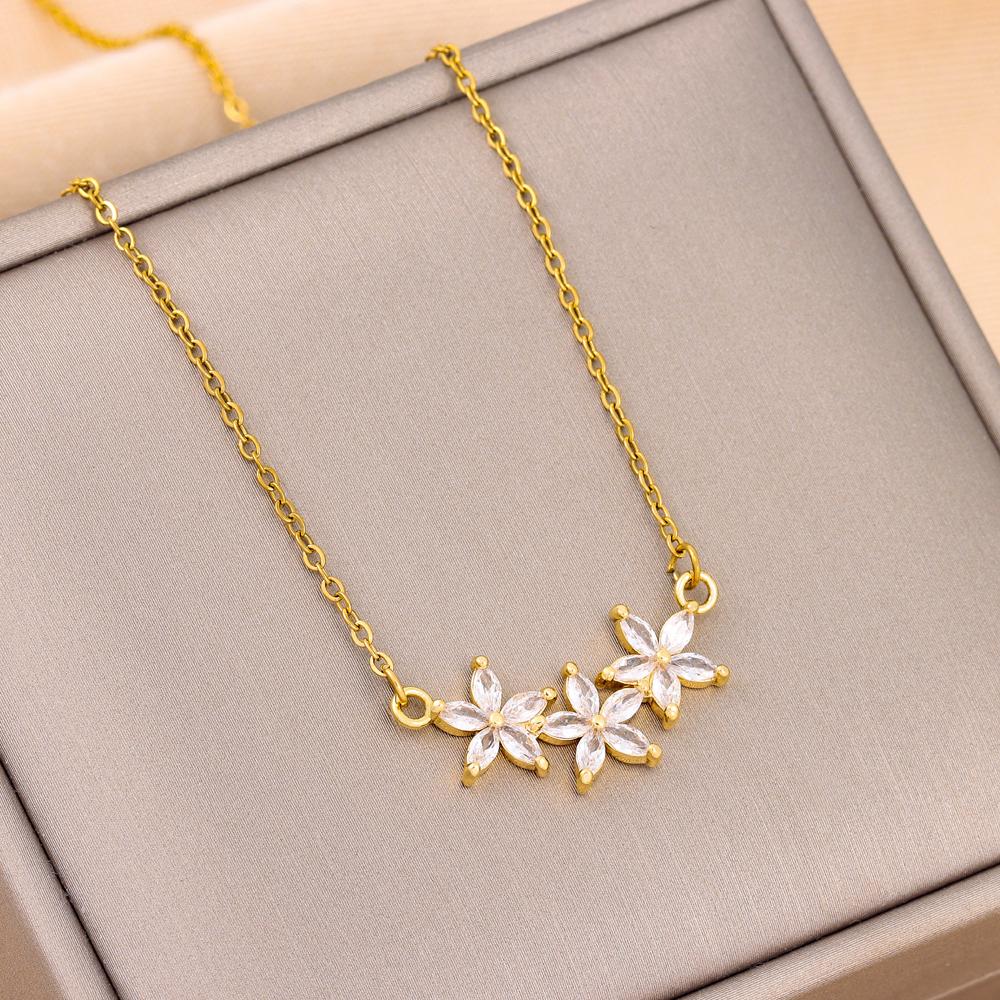Trendy 18K Gold Plated Zircon Crystal Pendant Stainless Steel Necklace for Women Female Clavicle Chain Jewelry Lady Accessories