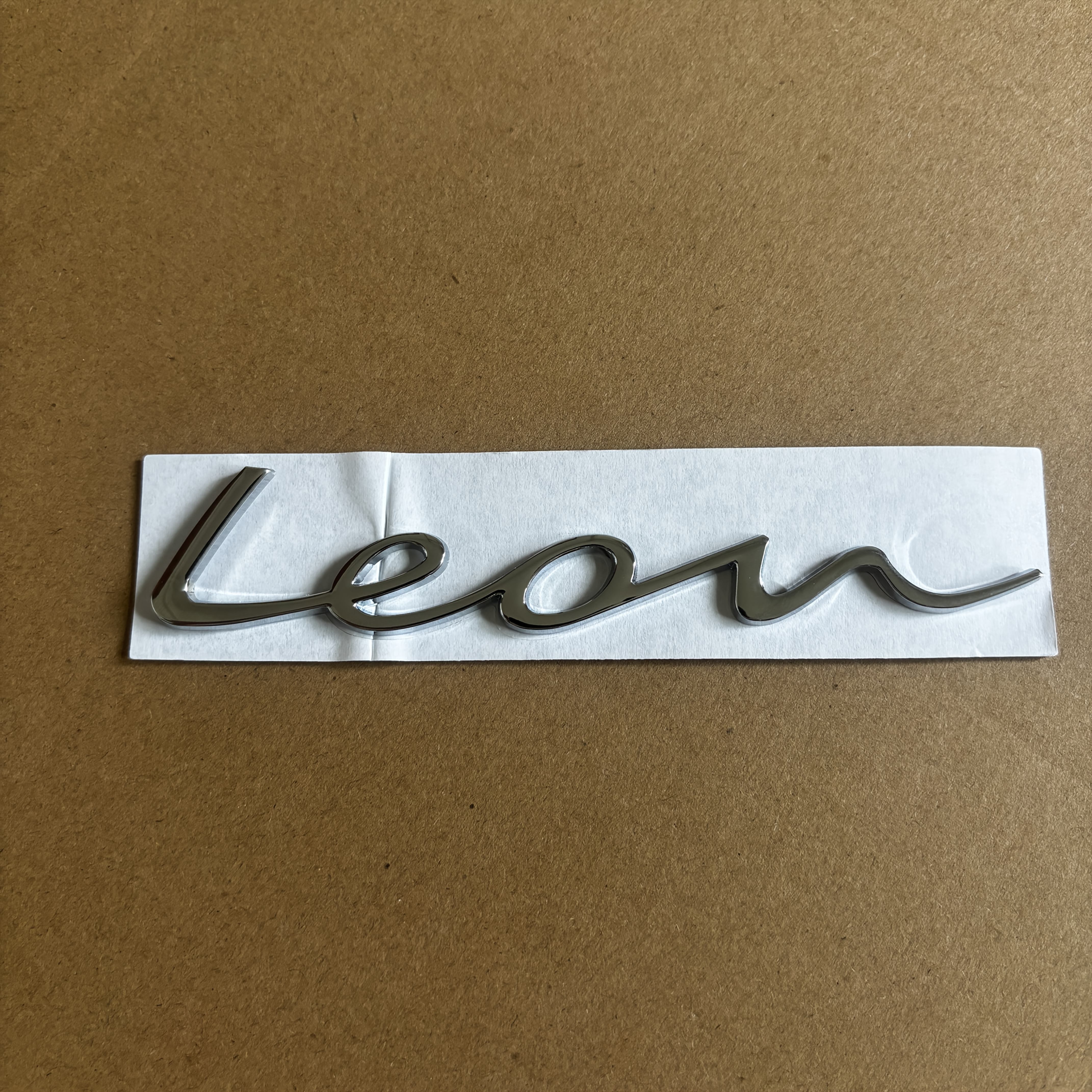 1 шт. 3D значок с эмблемой LEON, металлические буквы и логотип на багажник, наклейки для аксессуаров стайлинга автомобиля