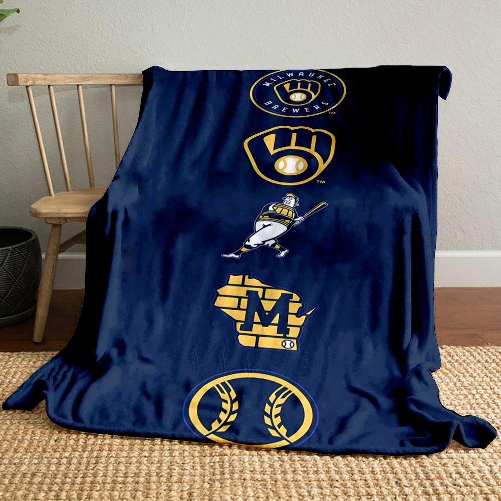 Milwaukee Brewers Logo Design Blanket Patterned blanket, flannel, suitable for all seasons, home decor, warm and cozy