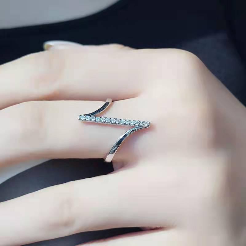 Trendy Women's French-Style Index Finger Ring: Chic Korean Fashion, Cool & Indifferent Personality Jewelry