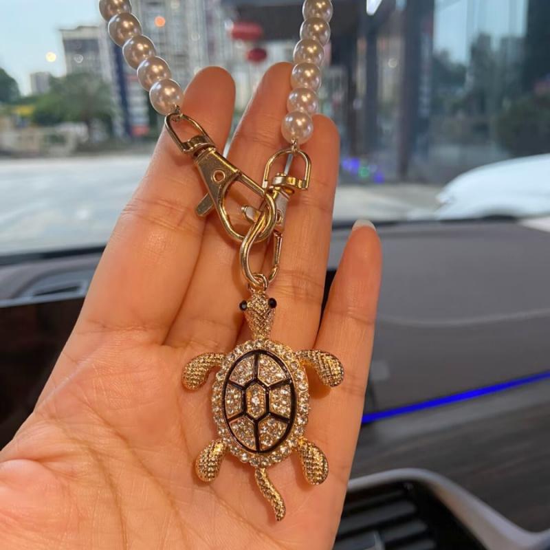 1pcRhinestone Turtle Car Hanging Ornament Rearview Mirror Gold Silver Metal Keychain Pearl Chain Bag Pendant