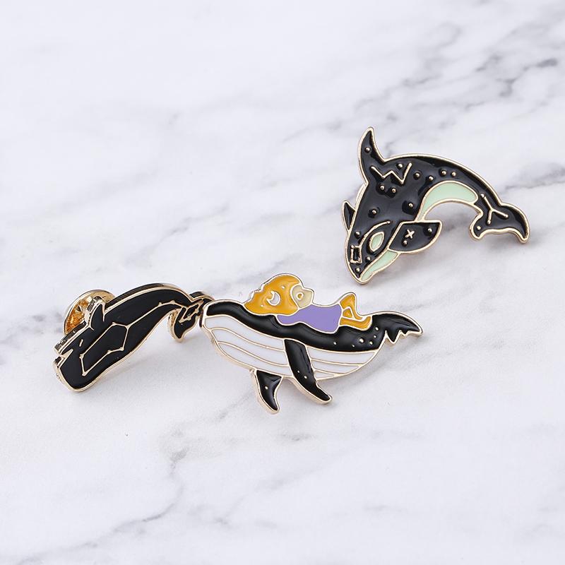 3 Styles Funny Galaxy Pattern Humpback Whale Enamel Brooches Marine Animals Shaped Golden Pins