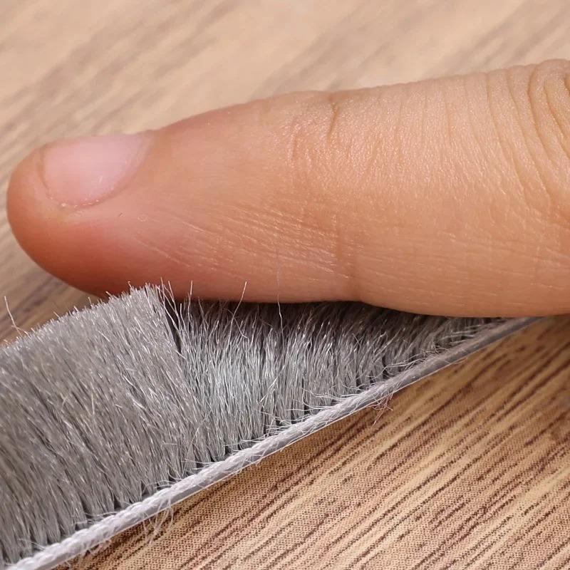 1pc 1m/39.37in Door Sealing Strip Self-adhesive Gap Filling Sealing Strips Insect Proof Brush Strip Windproof Soundproof Door