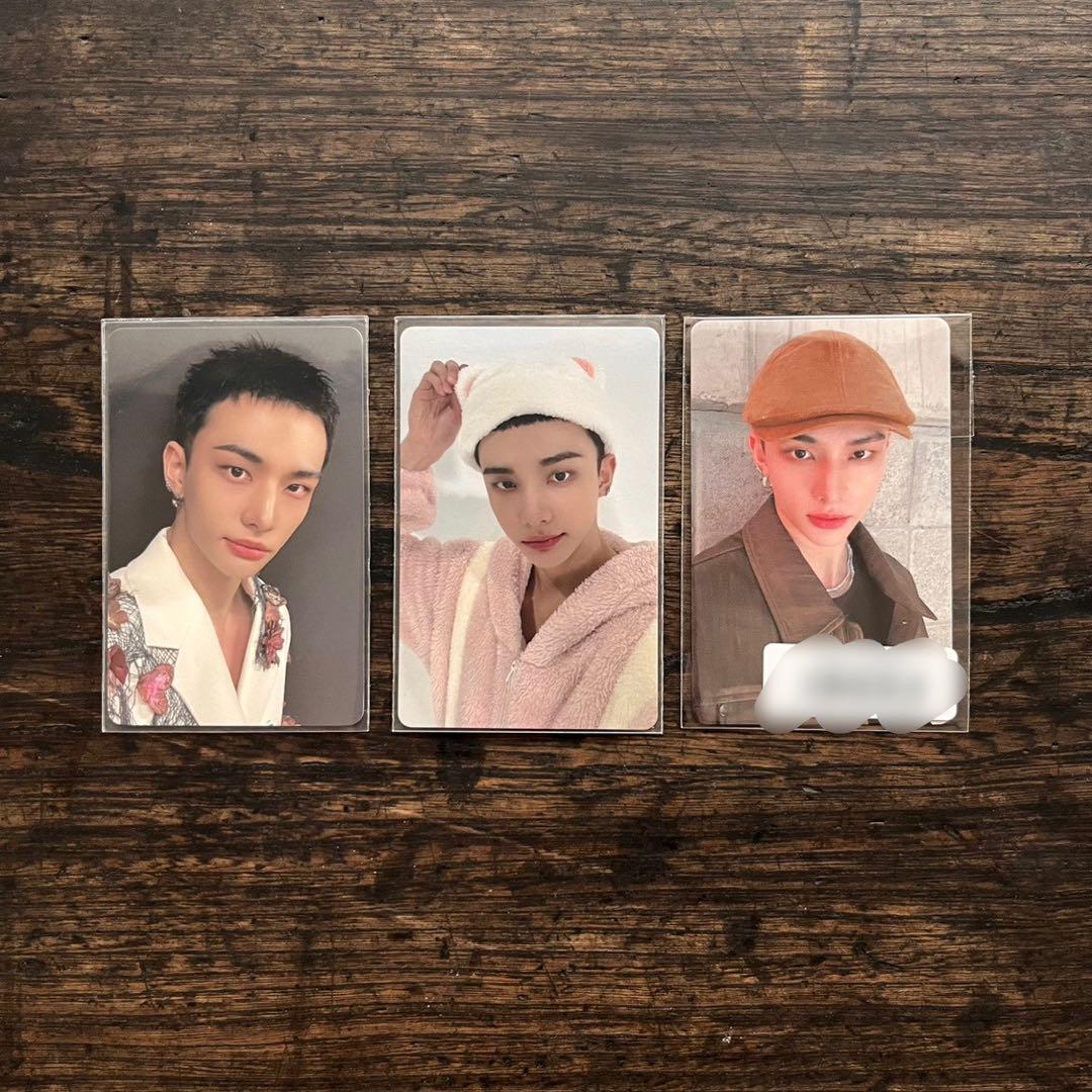 

[Б/У] Официальный набор из 3 торговых карточек StrayKids Hollow Hyunjin