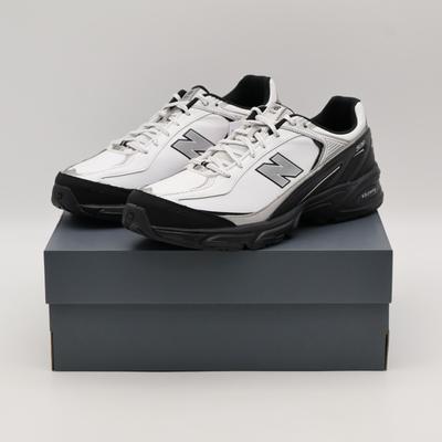 Herrenschuhe – Sportschuhe