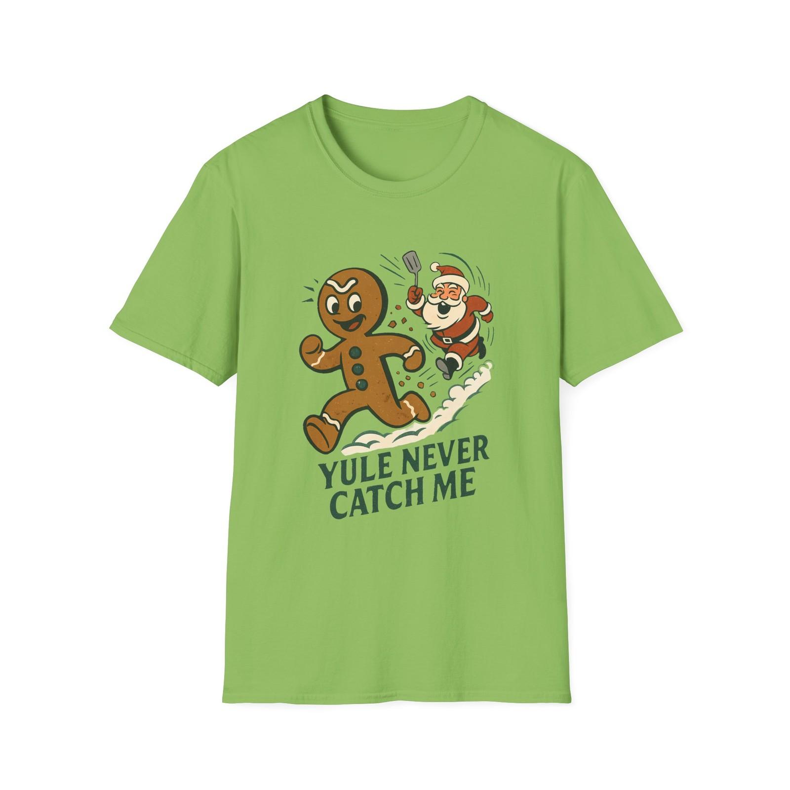 Unisex Softstyle T-Shirt Mens Womens Tees Top Gingerbread Man Running Santa Chase Snow Funny Holiday M