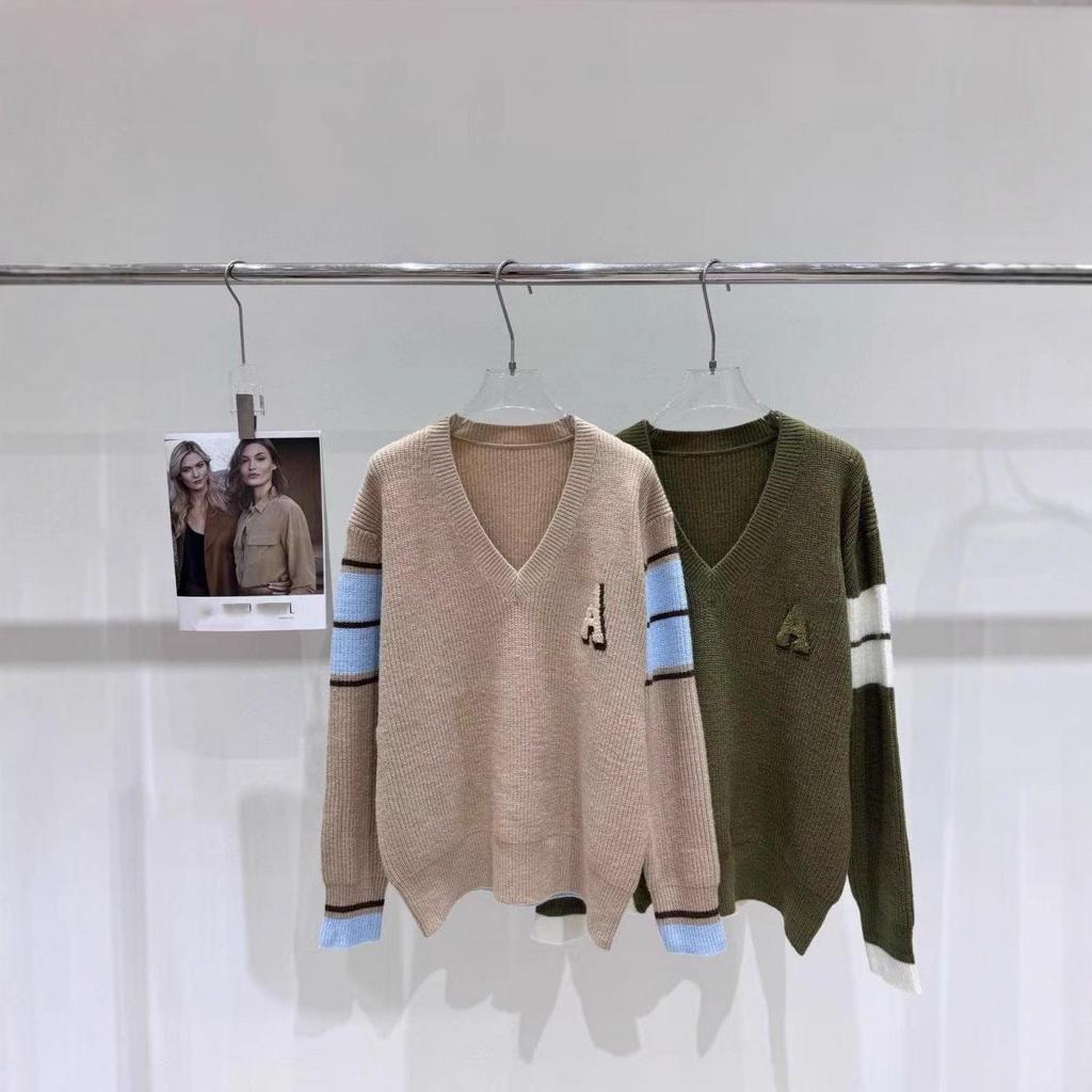 IM Love Heart Unisex Color Block V-Neck Knit Sweater, Autumn/Winter 2025 College Style