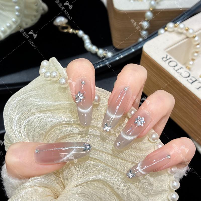 Fingertip Smiling Cat Eye Whitening Wearable Handmade Nails XS (Long Oval)