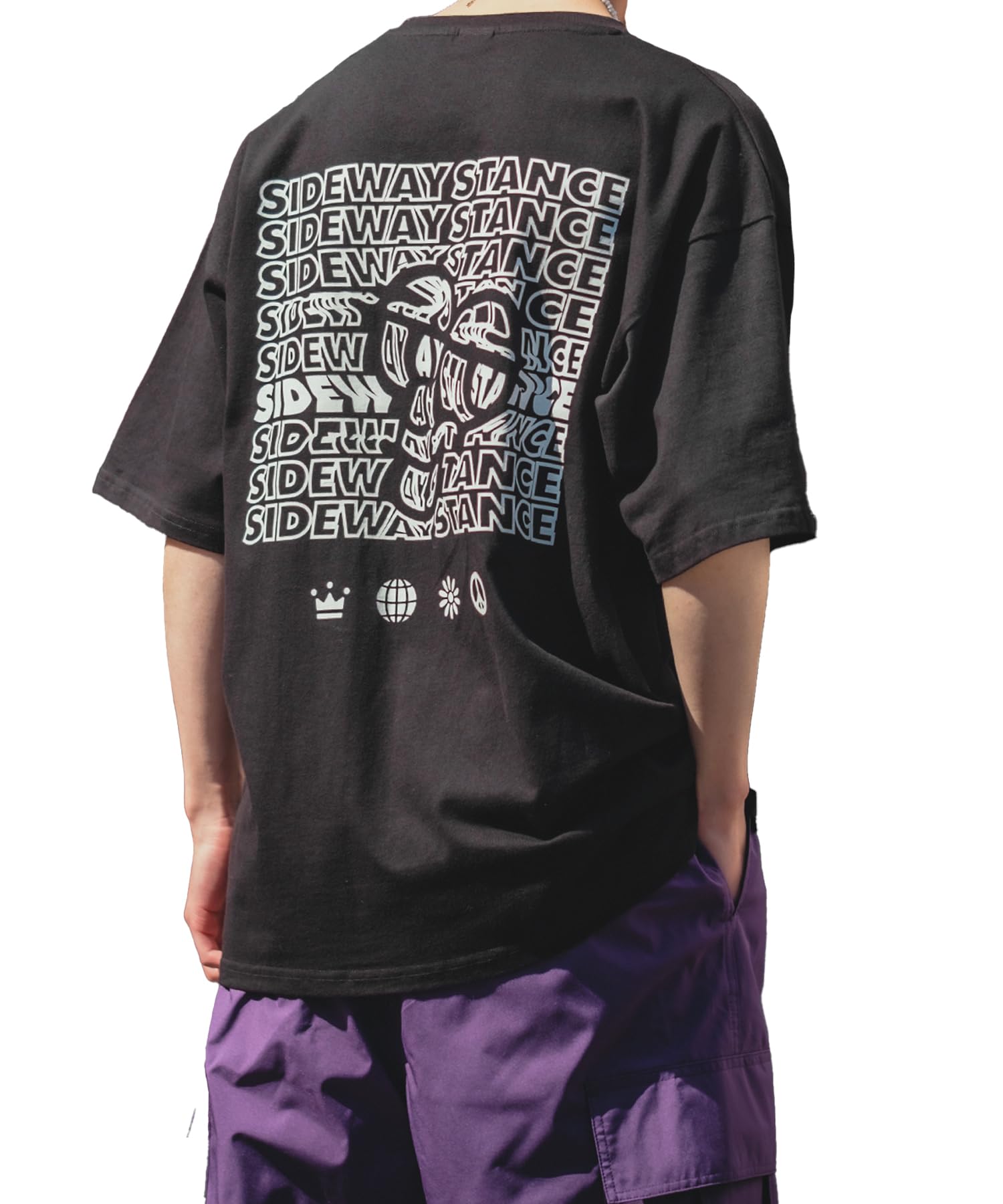 

[IMPROVES] [SIDEWAYSTANCE] Short Sleeve Typo Print T-Shirt