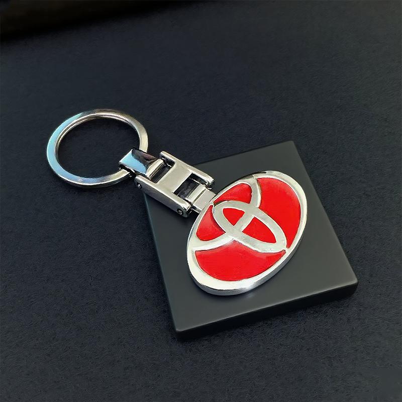 Toyota 2026 New Hub Caps Toyota Car Badge Keychain Zinc Alloy Keyring Pendant Accessories Toyota Corolla Ya Car Sticker