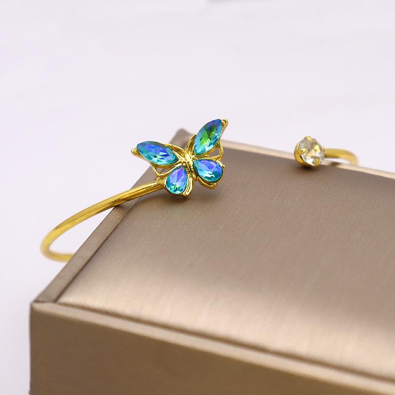 Fashion Small Animal Hand Ornament Bangle Simple Elegance for Women Inlay Drill Butterfly for Daily Wear Fashion Accessory Party