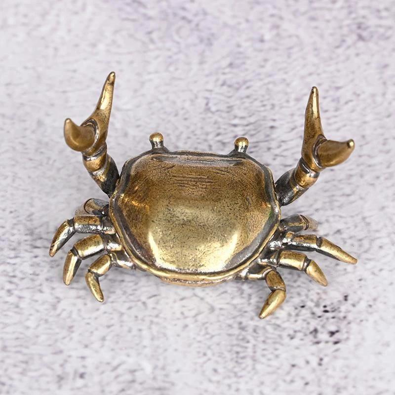 Brass Crab Sculpture Weightlifting Craft Ornament Crab Pen Holder Creative Brass Decorative Art