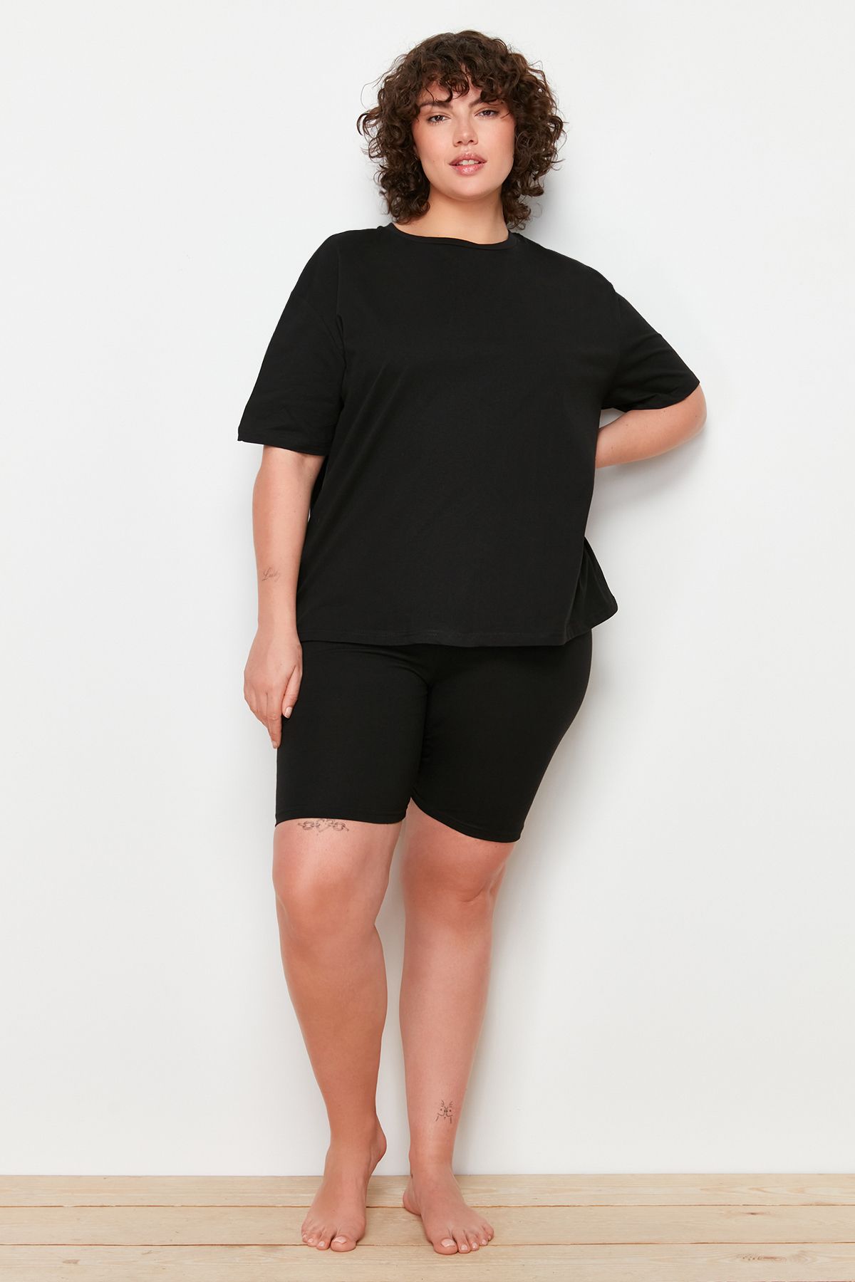 

Женский стиль, черный вязаный пижамный комплект больших размеров