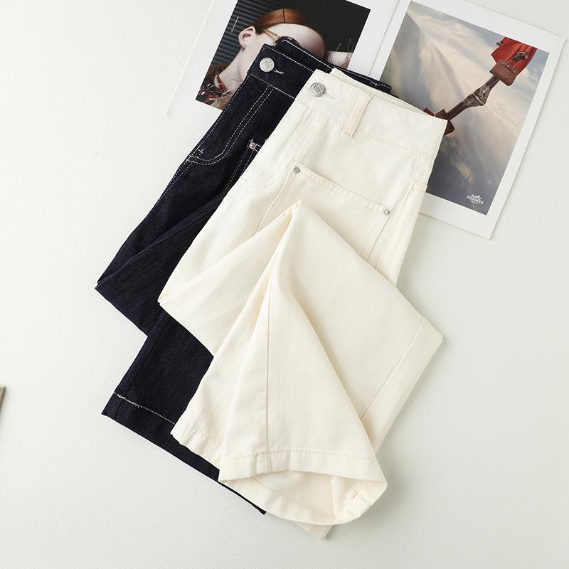 Women's White Cropped Wide-Leg Jeans: 2025 Spring Style for Pear-Shaped Bodies