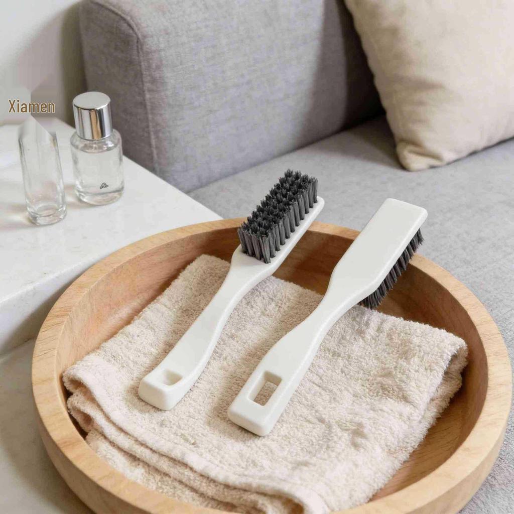 Soft Bristle Long Handle Shoe Brush – Gentle, Multi-Functional Cleaning Tool for Shoe Care and Laundry
