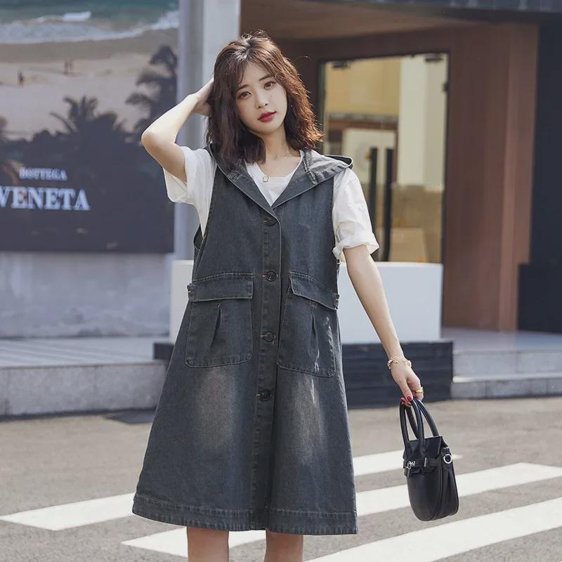 Women's Retro Sleeveless Hooded Denim Jacket with Large Pockets - Summer 2025 Collection