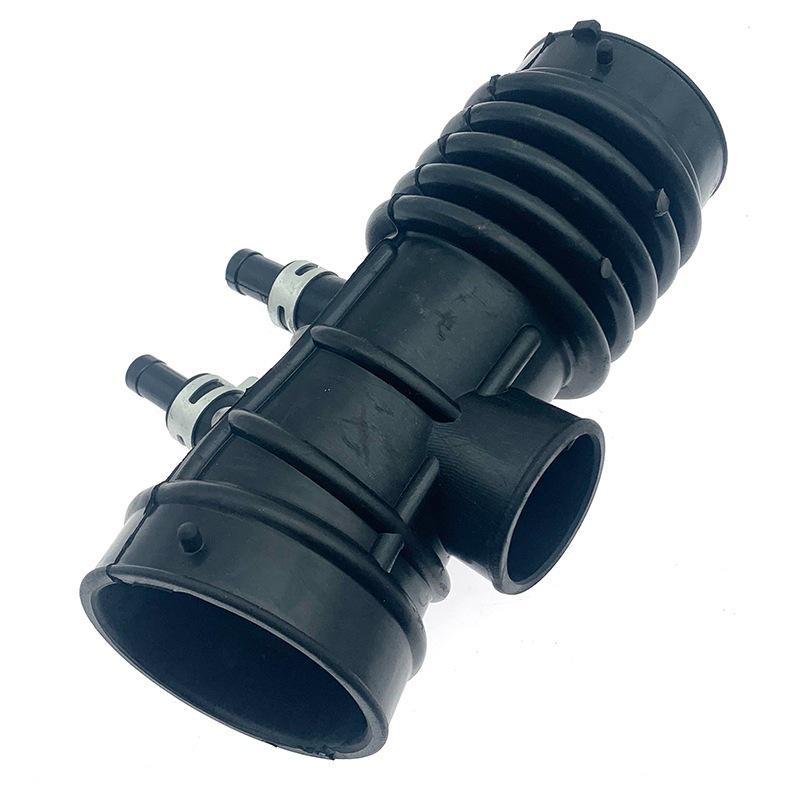 16578-4S100 Automotive Air Filter Hose for Nissan Models