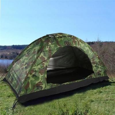 Tenda da campeggio compatta e resistente con design mimetico, perfetta per gli amanti dell'outdoor e le coppie.