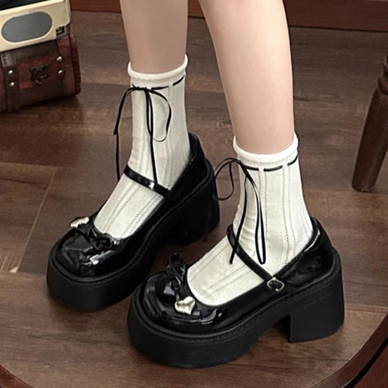 Black thick heel women's new summer skirt single shoes retro shallow mouth Mary Jane single shoes