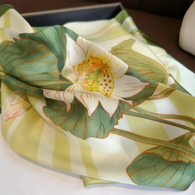 Luxury Lotus Flower Design Silk Square Scarf Women Satin Shawls Neckerchief Smooth Scarves Summer Bandana Hjiab Wrap Foulard