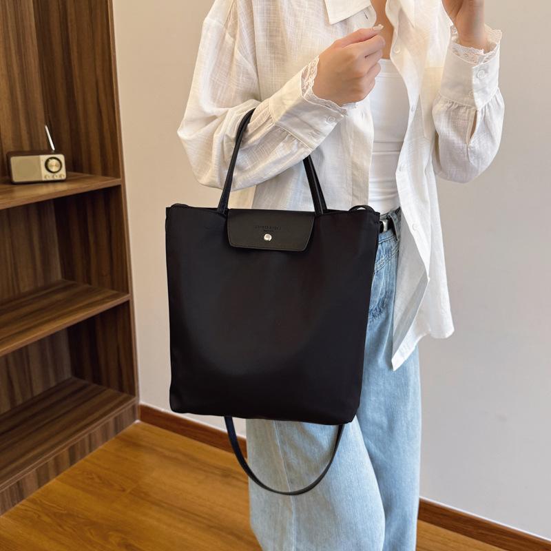 Bag Women's New Spring and Summer Niche Nylon Cloth Shoulder Underarm Bag Crossbody Portable Commuter Tote Bag