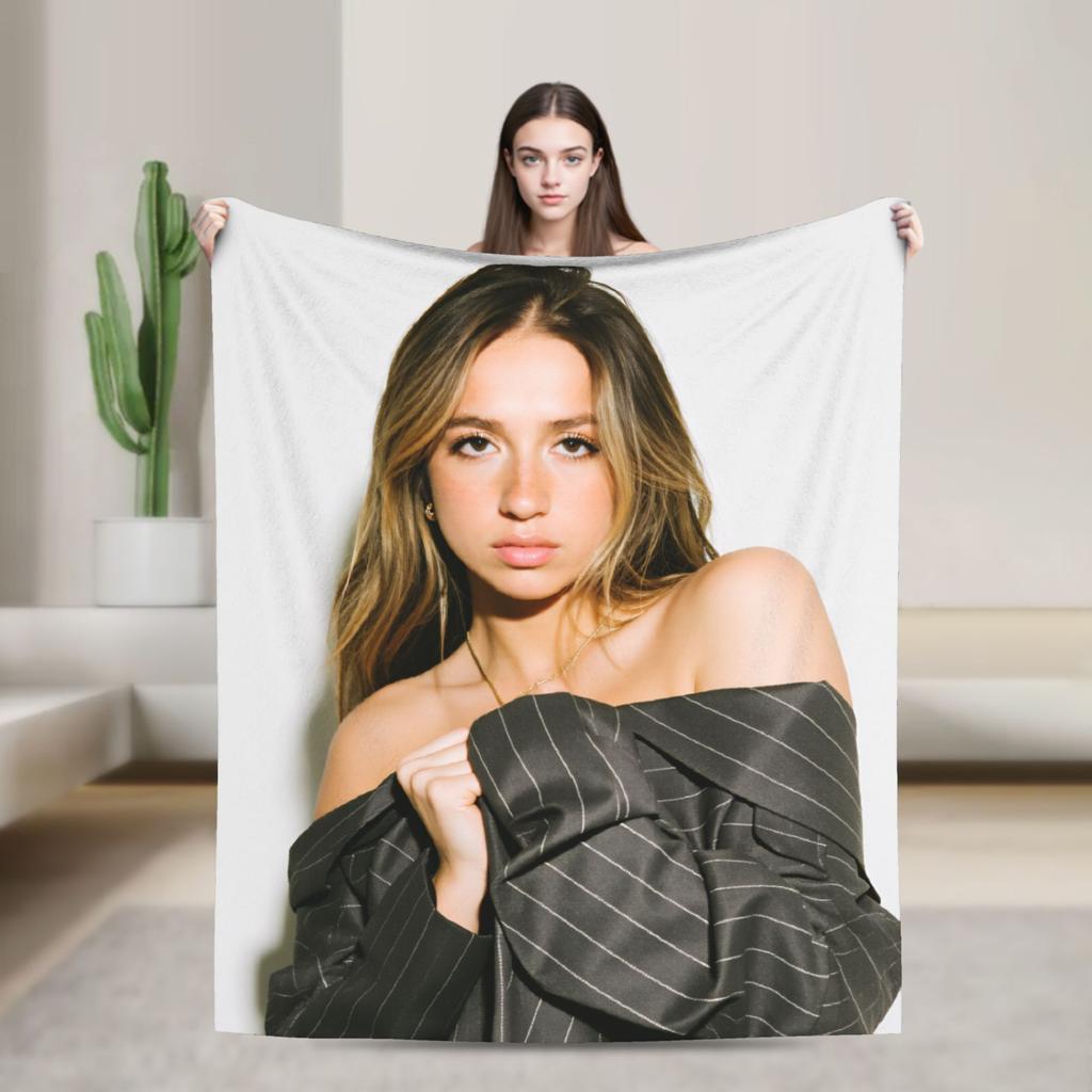 Coperta di Flanella Tate McRae Cantante Canadese Coperta Morbidissima per Divano Letto Viaggio Copriletto Novità Copri Divano Letto