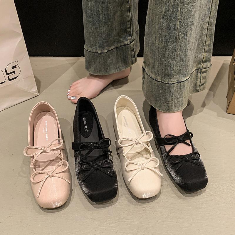 French inner height increase small single shoes women's 2025 new spring and summer square head Mary Jane shoes gentle evening shoes ballet shoes