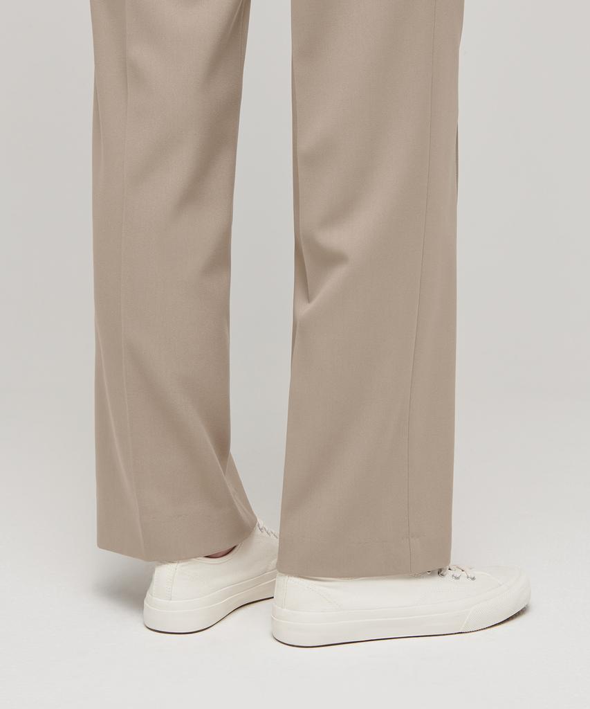 MUSINSA STANDARD WOMAN Women'S Pin-Tuck Straight Hidden Elastic Waist Slacks [Beige]