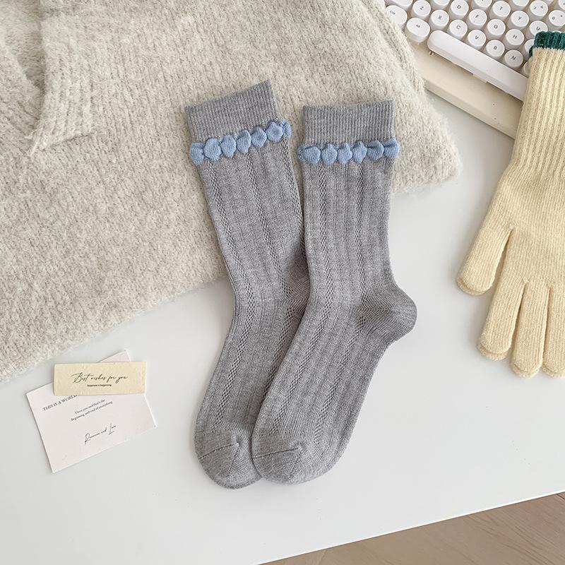 

Women s Mid-calf Socks for Autumn and Winter Sports, Anti-odor and Moisture-proof, and Women s Long Calf Socks for Spring and Autumn with Lace 1 pair