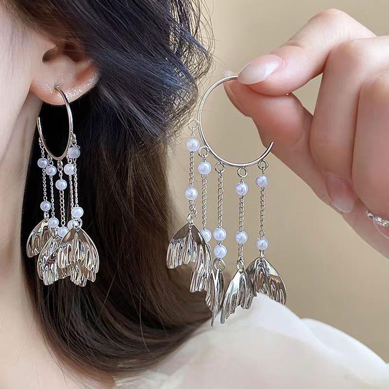 Super Fairy Pearl Fishtail Fringed Earrings, Premium Female Texture Metal Disc Earrings, 925 Silver Needle Jewelry.