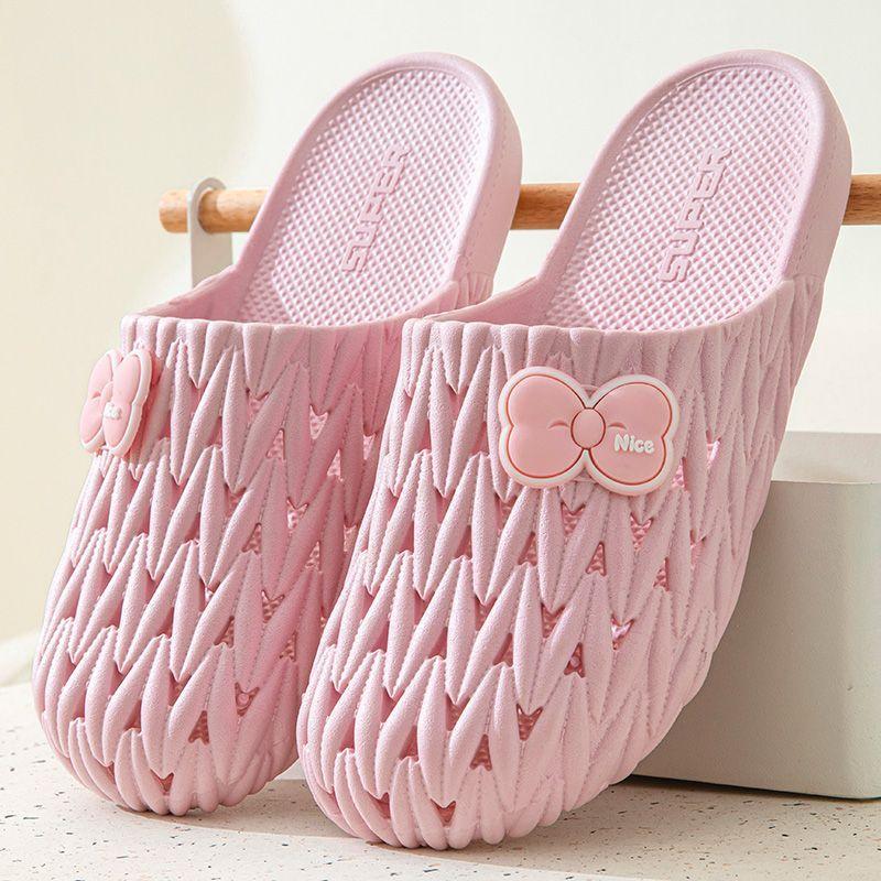 Women Summer Beach Hole Sandals Female Green Soft Sole EVA Clogs 2024 Fashion Lady Non-slip Outdoor Slippers