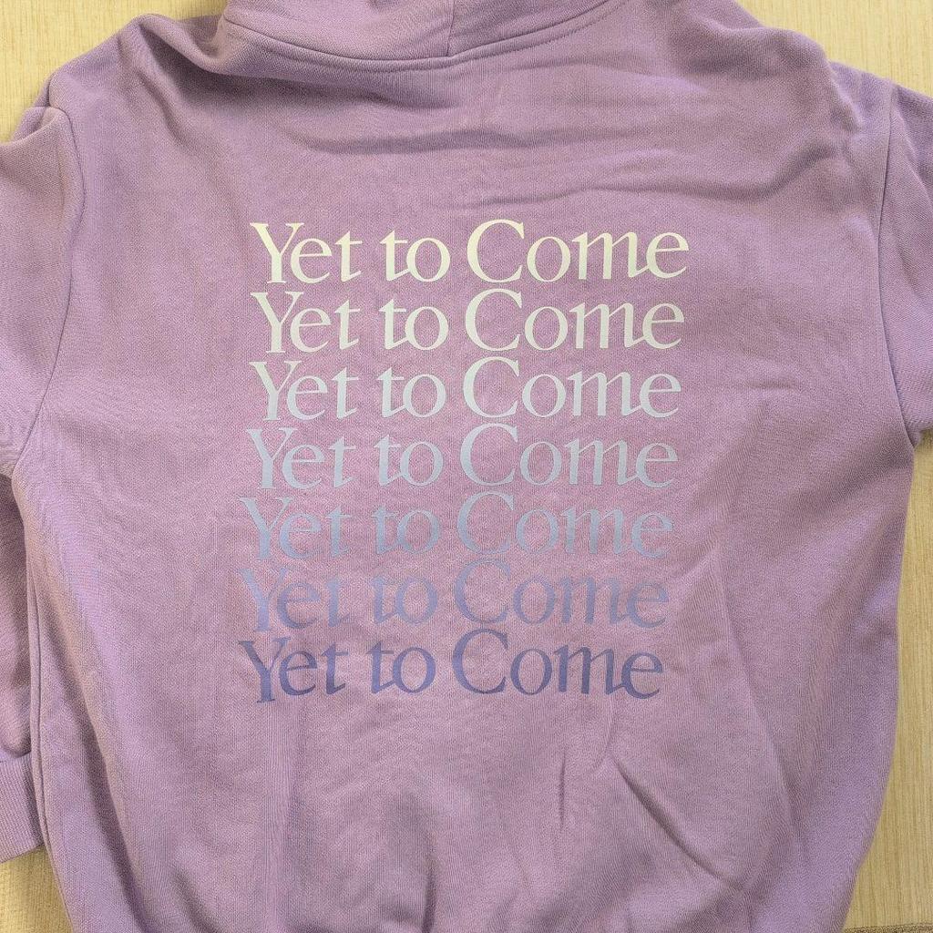 [USED] BTS Yet to Come in BUSAN Hoodie, Size L