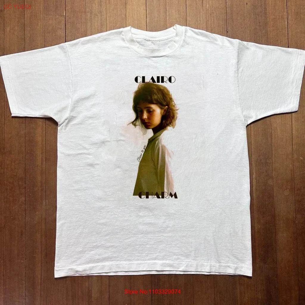 Clairo Live On Stage White T Shirt Cotton All Size Vintage Washed Soft Fashion Comfortable Top For Everyday Wear Homme Unisex