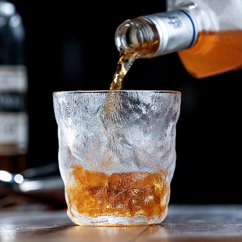 ZISIZ European Style Crystal Whiskey Glass