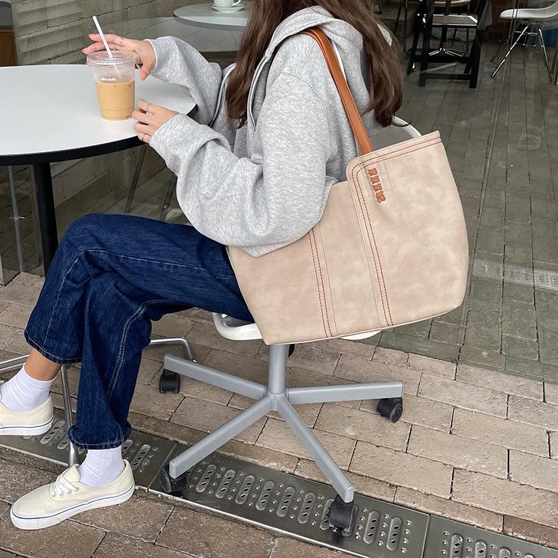 IELGY — фото 9