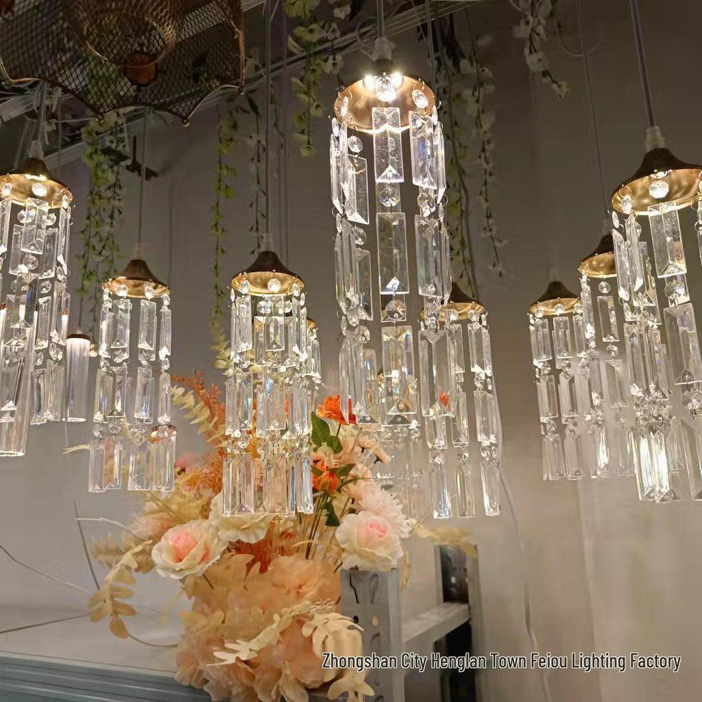 New Luxury 10-Head Crystal Icicle Chandelier for Wedding Stage and Ceiling Decoration