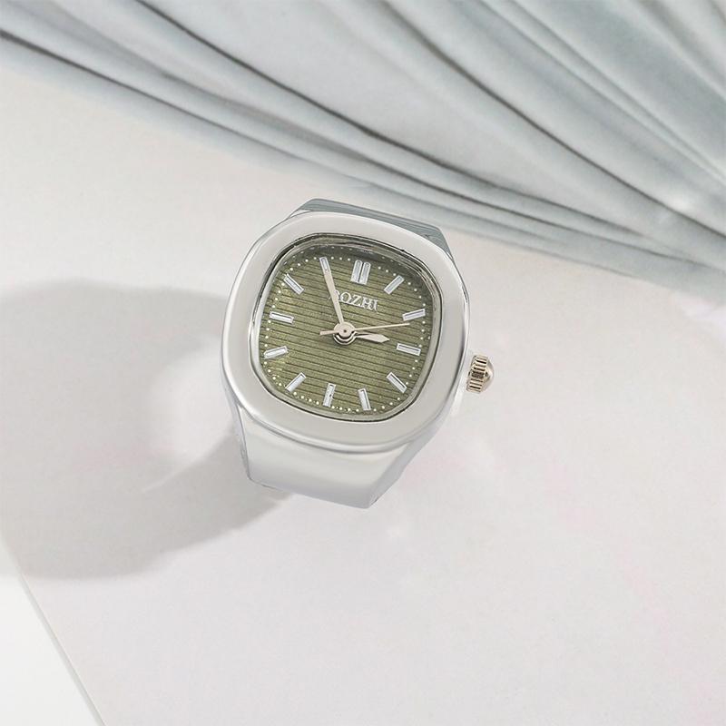 Anelli Orologio da Dito Vintage Y2K per Donne Uomini Orologio al Quarzo Mini Orologio Coppia Punk Cinturino Elastico Anello Orologio Mini Regalo