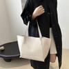 Large Capacity Fashionable Pu Shoulder Tote Bag For Commuting And Daily Use