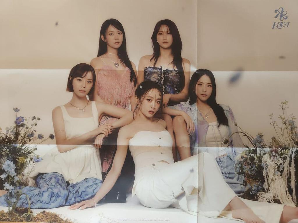 [USED] KARA - I DO I DO SPECIAL KIT with Youngji trading card