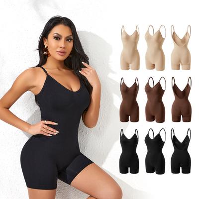 Einteiliger Body in Übergröße: bauchstraffender, po-hebender, tailleformender, Slip-Stil, figurformender Bodysuit für Damen