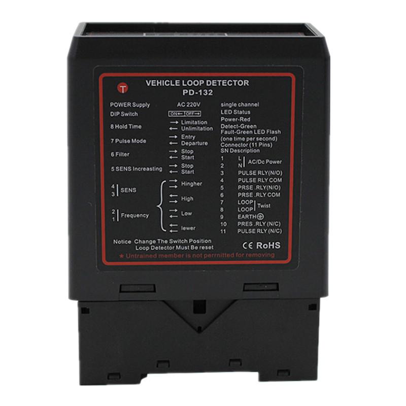 PD132 Single-Channel Ground Loop Vehicle Detector & Straight Boom Barrier Gate