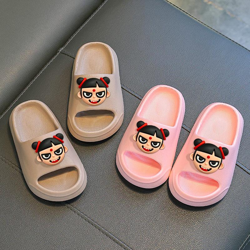 Nezha pantoffels voor kinderen, jongens zomer nieuwe cartoon zachte zool binnen en buiten baby strandsandalen