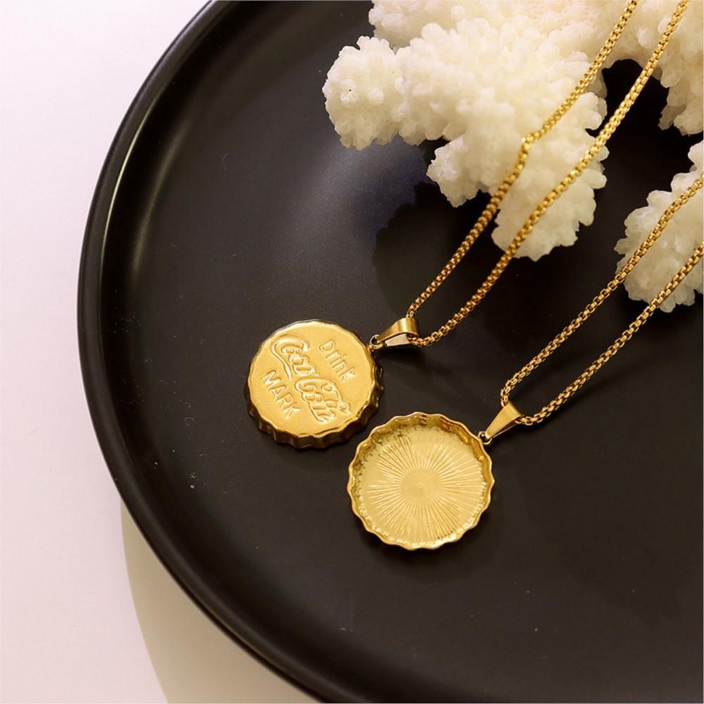 No Tarnish Stainless Steel Cola Bottle Cap Pendant Necklaces For Women Men Gold Plated Waterproof Couples Necklace Neck Chains