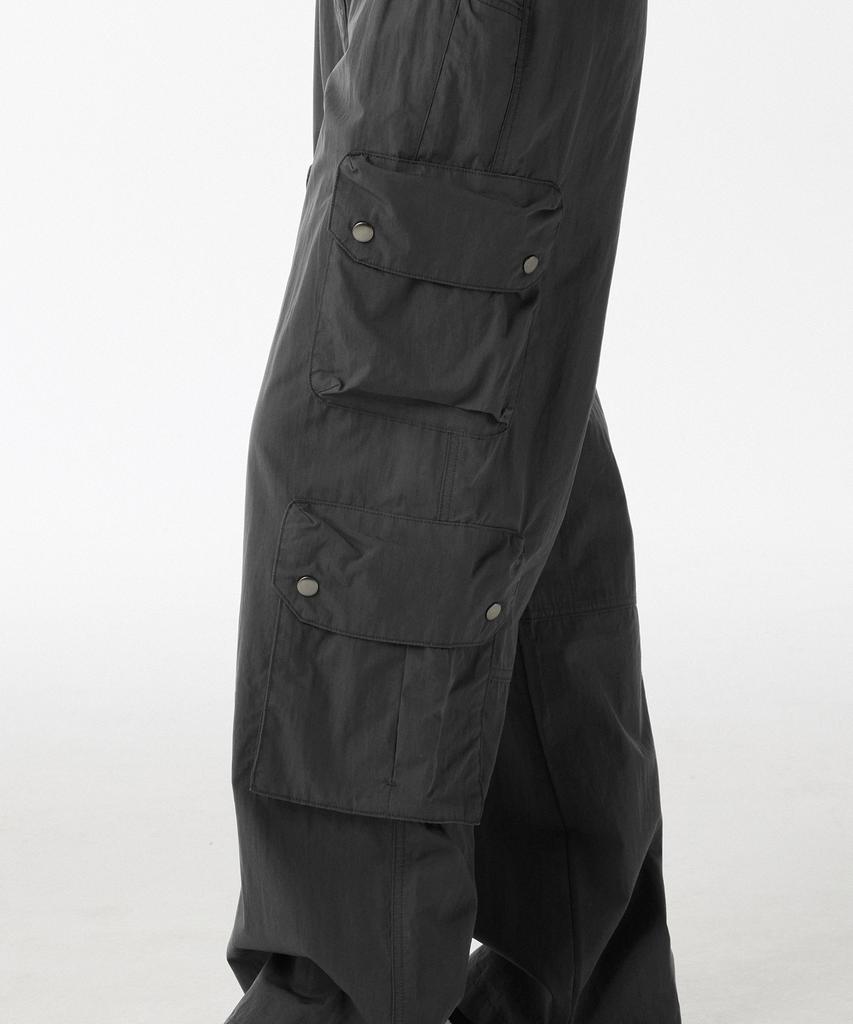 MUSINSA STANDARD WOMAN Cn Multi-Pocket Wide Cargo Pants [Dark Grey]