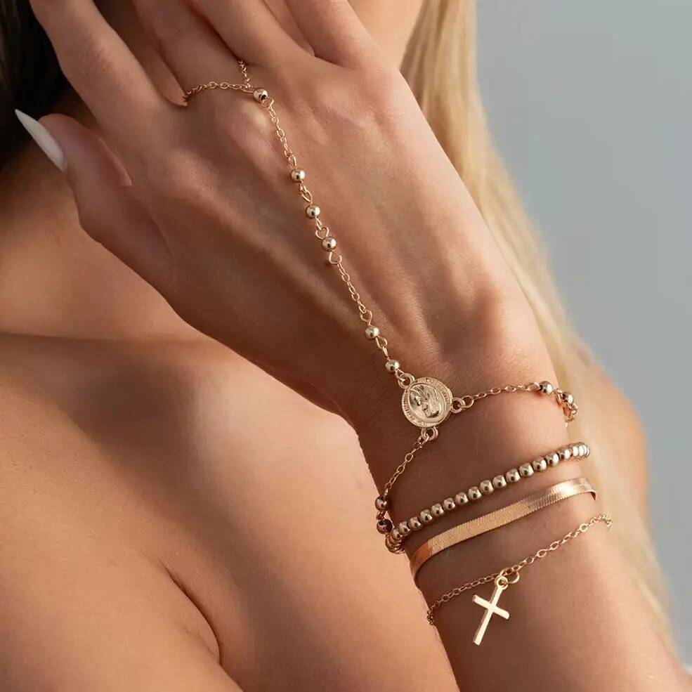 Salircon 4 Pcs/Set Vintage Gold Color Jesus Cross Pendant Bracelet for Women Creative Y-Shape Finger Chain Charm Bangles Jewelry