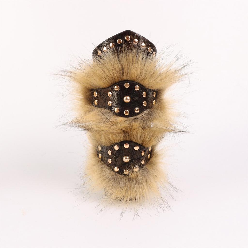 Riveted PU Leather Wrist Bracers Adjustable Size Cuff Bracelet Fashionable Wrist Guards Music Festival Accessories